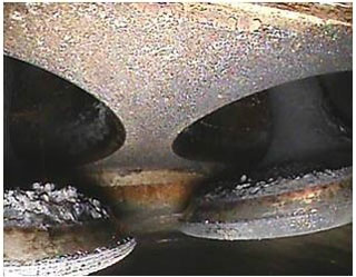 利用HIE系列內(nèi)窺鏡檢測到的發(fā)動機進(jìn)氣門圖片二