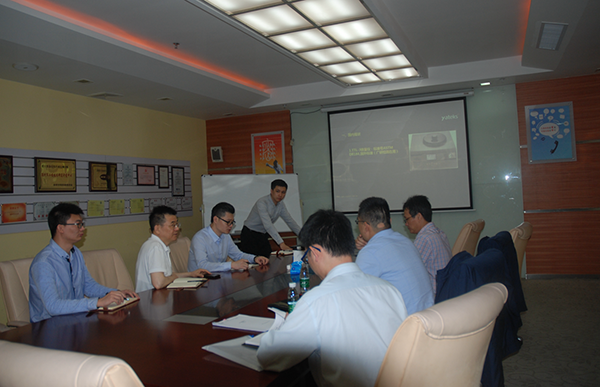 國(guó)內(nèi)某知名特檢機(jī)構(gòu)領(lǐng)導(dǎo)蒞臨亞泰光電參觀指導(dǎo)